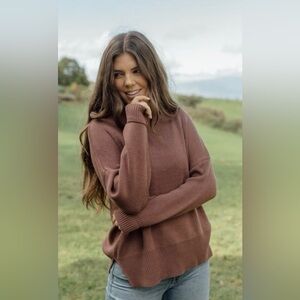 Neuflora Jamestown sweater in a beautiful mocha color, women’s small